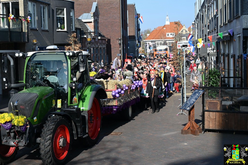 ../Images/Boerenbruiloft gemeentehuis 2025 139.jpg